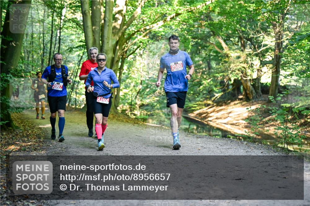 28.09.2025 - 33. Volkslauf durch das schöne Alstertal Dr. Thomas Lammeyer http://msf.ph/oto/8956657 28.09.2025 10:45:33 Laufen 2007, 2102, 2580 meine-sportfotos.de