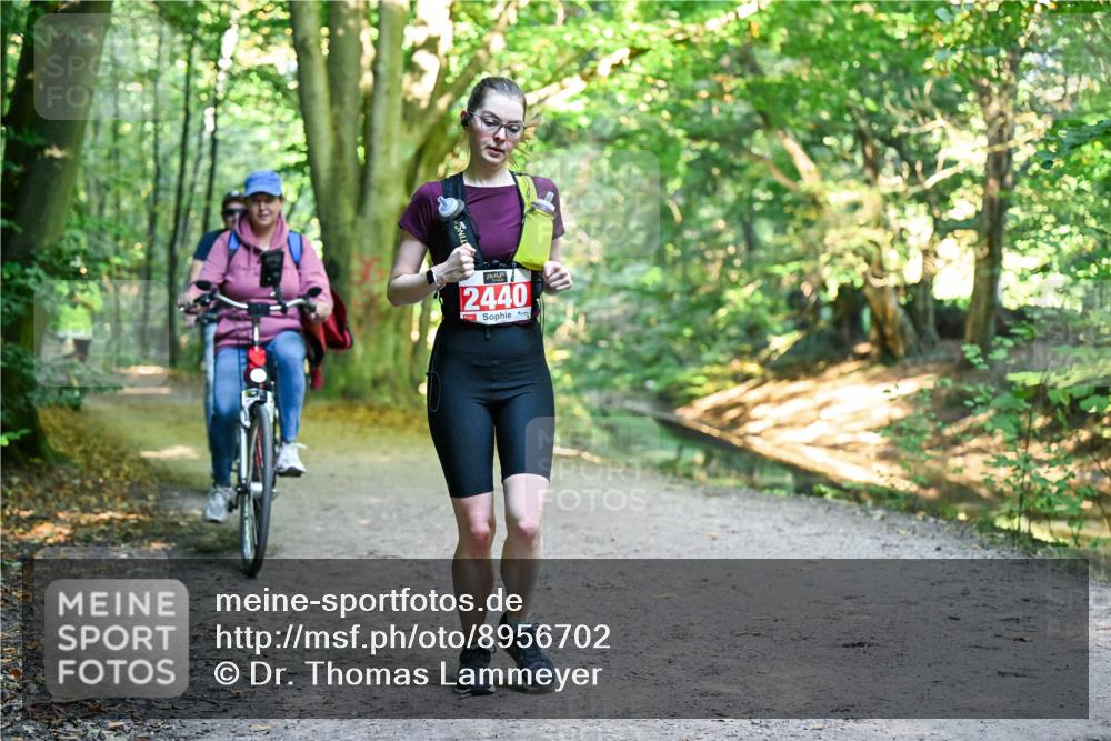 28.09.2025 - 33. Volkslauf durch das schöne Alstertal Dr. Thomas Lammeyer http://msf.ph/oto/8956702 28.09.2025 10:45:43 Laufen 2440 meine-sportfotos.de