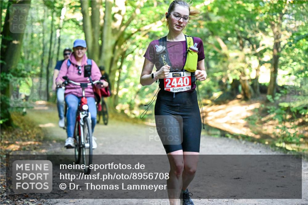 28.09.2025 - 33. Volkslauf durch das schöne Alstertal Dr. Thomas Lammeyer http://msf.ph/oto/8956708 28.09.2025 10:45:44 Laufen 2440 meine-sportfotos.de