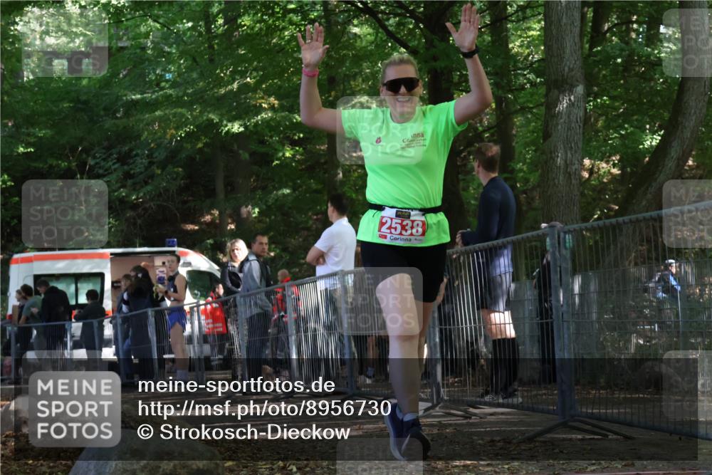 28.09.2025 - 33. Volkslauf durch das schöne Alstertal Strokosch-Dieckow http://msf.ph/oto/8956730 28.09.2025 12:53:46 Ziel 2538 meine-sportfotos.de