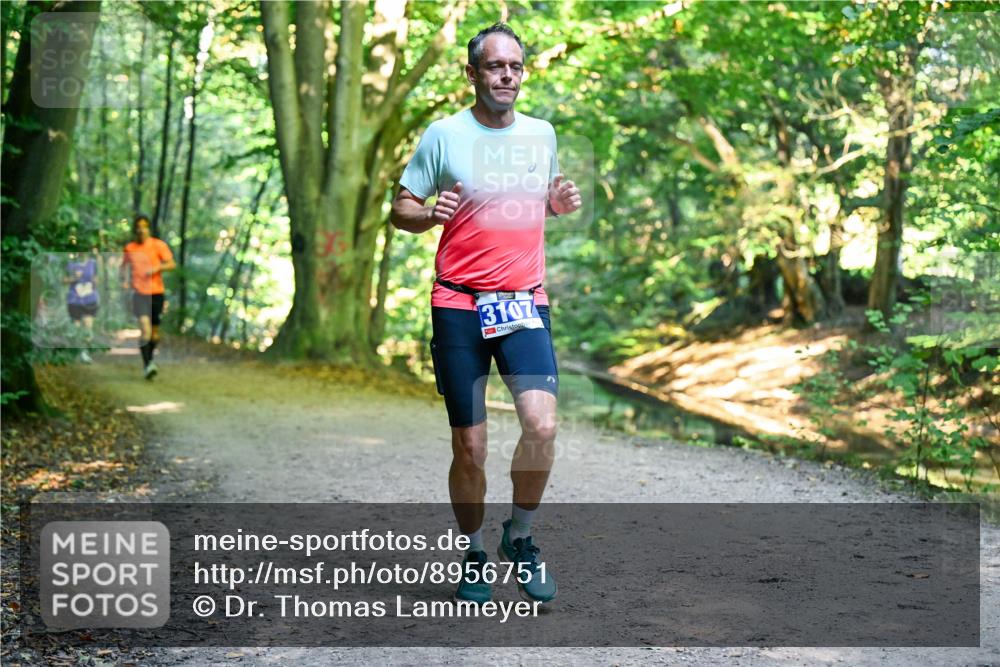 28.09.2025 - 33. Volkslauf durch das schöne Alstertal Dr. Thomas Lammeyer http://msf.ph/oto/8956751 28.09.2025 10:45:54 Laufen 3107 meine-sportfotos.de