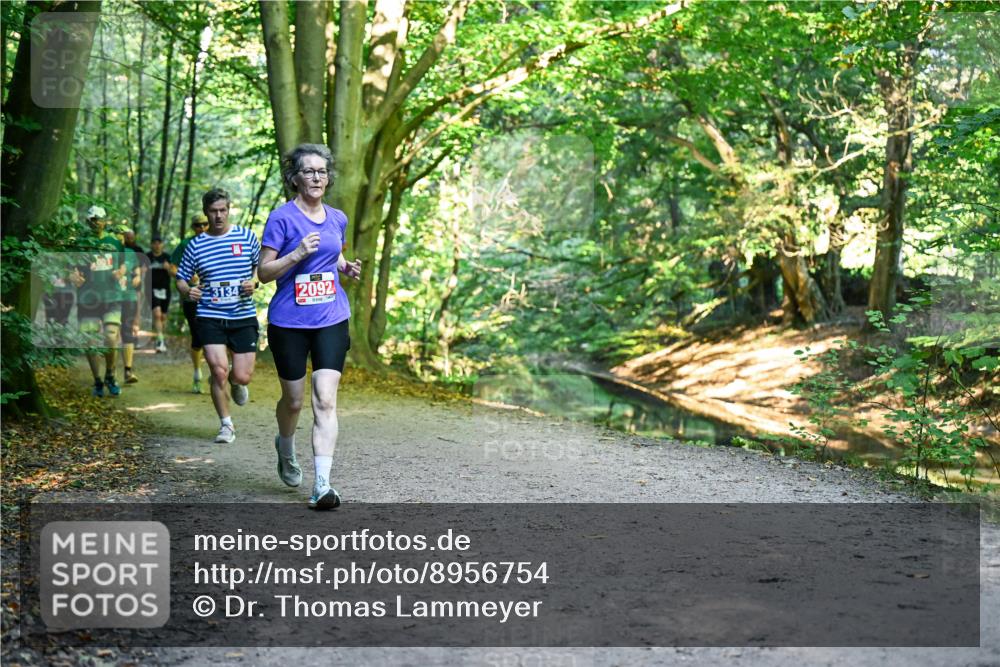 28.09.2025 - 33. Volkslauf durch das schöne Alstertal Dr. Thomas Lammeyer http://msf.ph/oto/8956754 28.09.2025 10:46:02 Laufen 2092 meine-sportfotos.de