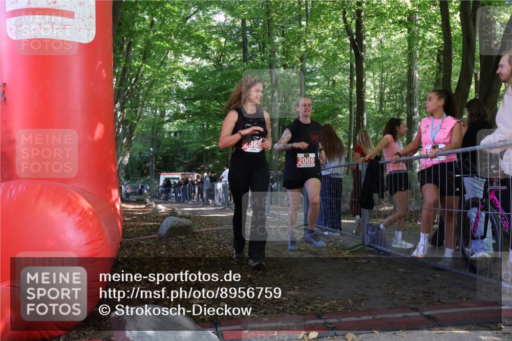 28.09.2025 - 33. Volkslauf durch das schöne Alstertal Strokosch-Dieckow http://msf.ph/oto/8956759 28.09.2025 12:54:28 Ziel 2009 meine-sportfotos.de