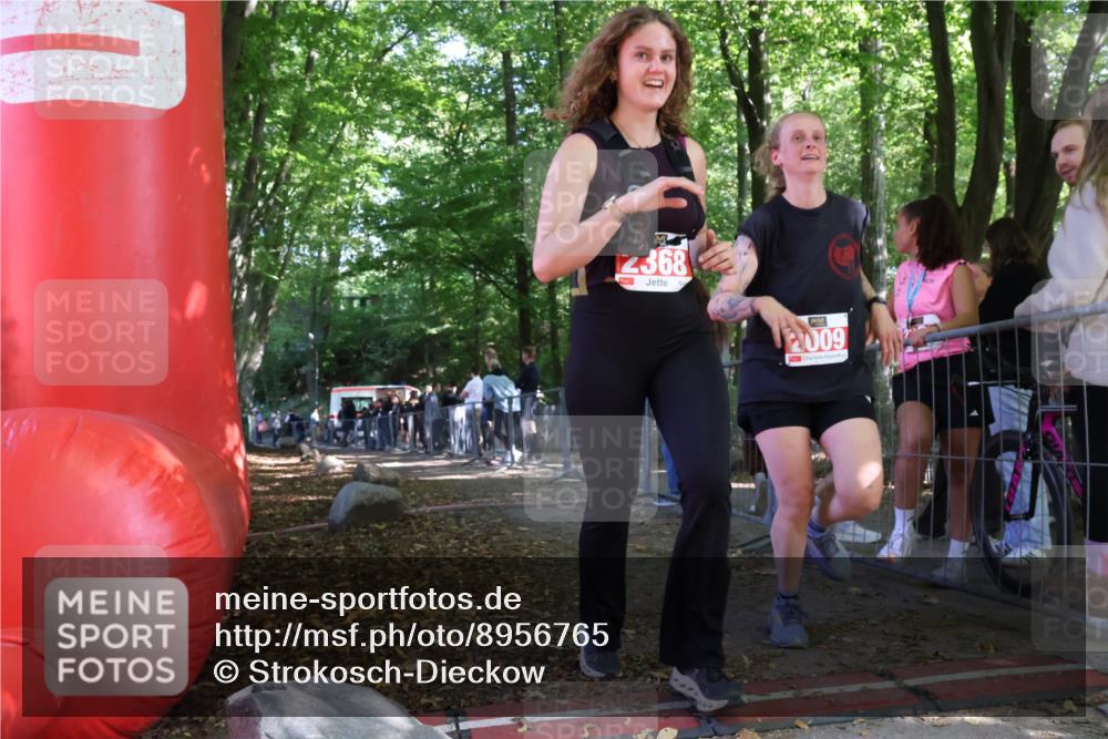28.09.2025 - 33. Volkslauf durch das schöne Alstertal Strokosch-Dieckow http://msf.ph/oto/8956765 28.09.2025 12:54:28 Ziel 2009 meine-sportfotos.de