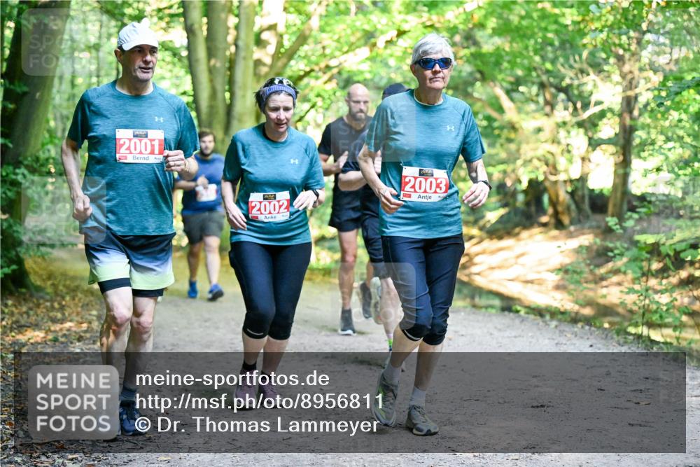 28.09.2025 - 33. Volkslauf durch das schöne Alstertal Dr. Thomas Lammeyer http://msf.ph/oto/8956811 28.09.2025 10:46:08 Laufen 2001, 2002, 2003 meine-sportfotos.de