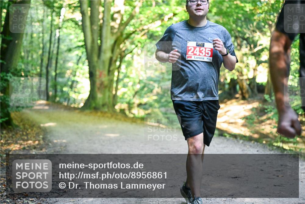 28.09.2025 - 33. Volkslauf durch das schöne Alstertal Dr. Thomas Lammeyer http://msf.ph/oto/8956861 28.09.2025 10:46:14 Laufen 2435 meine-sportfotos.de