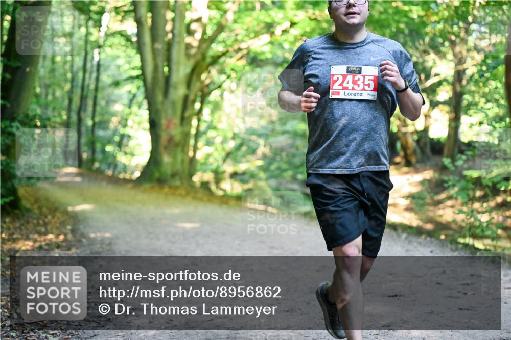 28.09.2025 - 33. Volkslauf durch das schöne Alstertal Dr. Thomas Lammeyer http://msf.ph/oto/8956862 28.09.2025 10:46:14 Laufen 2435 meine-sportfotos.de