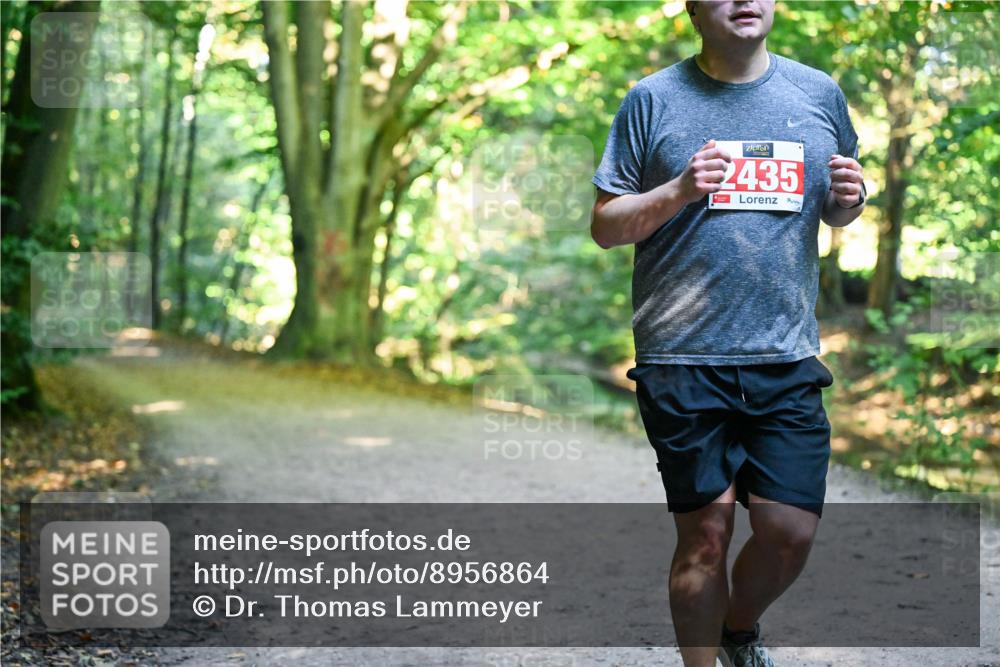 28.09.2025 - 33. Volkslauf durch das schöne Alstertal Dr. Thomas Lammeyer http://msf.ph/oto/8956864 28.09.2025 10:46:15 Laufen 2435 meine-sportfotos.de
