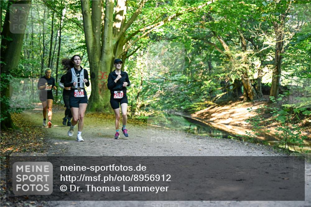 28.09.2025 - 33. Volkslauf durch das schöne Alstertal Dr. Thomas Lammeyer http://msf.ph/oto/8956912 28.09.2025 10:46:28 Laufen 2473, 2643, 2644 meine-sportfotos.de
