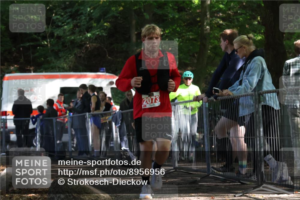 28.09.2025 - 33. Volkslauf durch das schöne Alstertal Strokosch-Dieckow http://msf.ph/oto/8956956 28.09.2025 12:59:11 Ziel 2073 meine-sportfotos.de