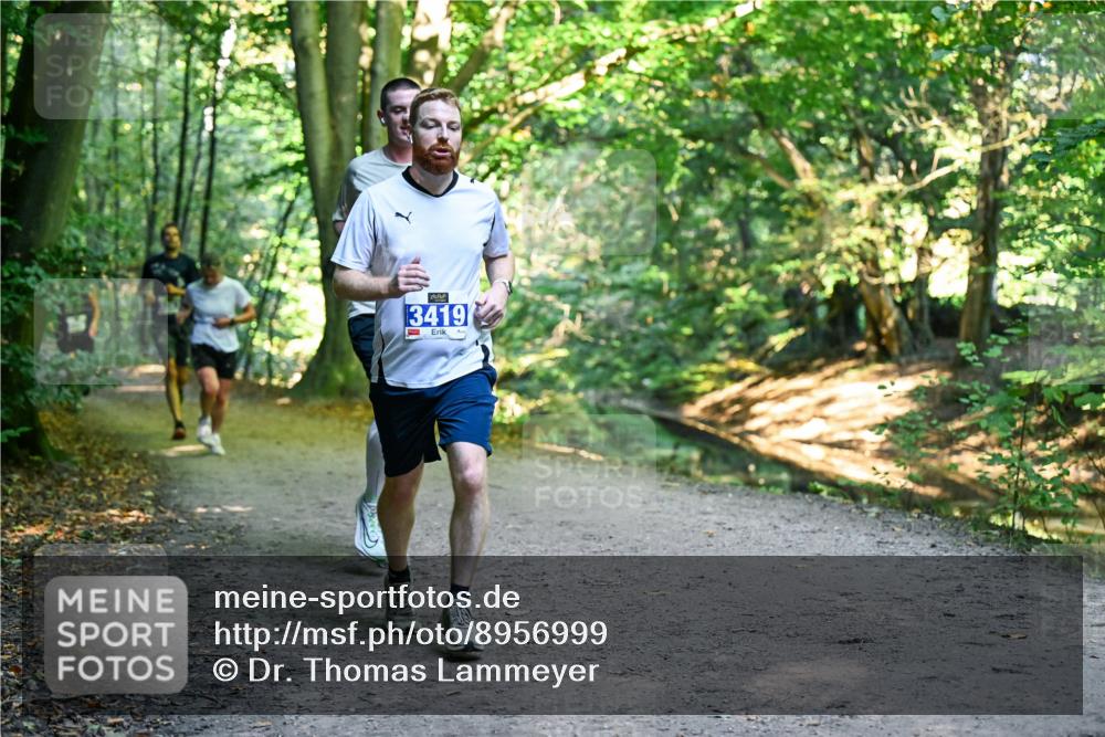 28.09.2025 - 33. Volkslauf durch das schöne Alstertal Dr. Thomas Lammeyer http://msf.ph/oto/8956999 28.09.2025 10:46:42 Laufen 3419 meine-sportfotos.de