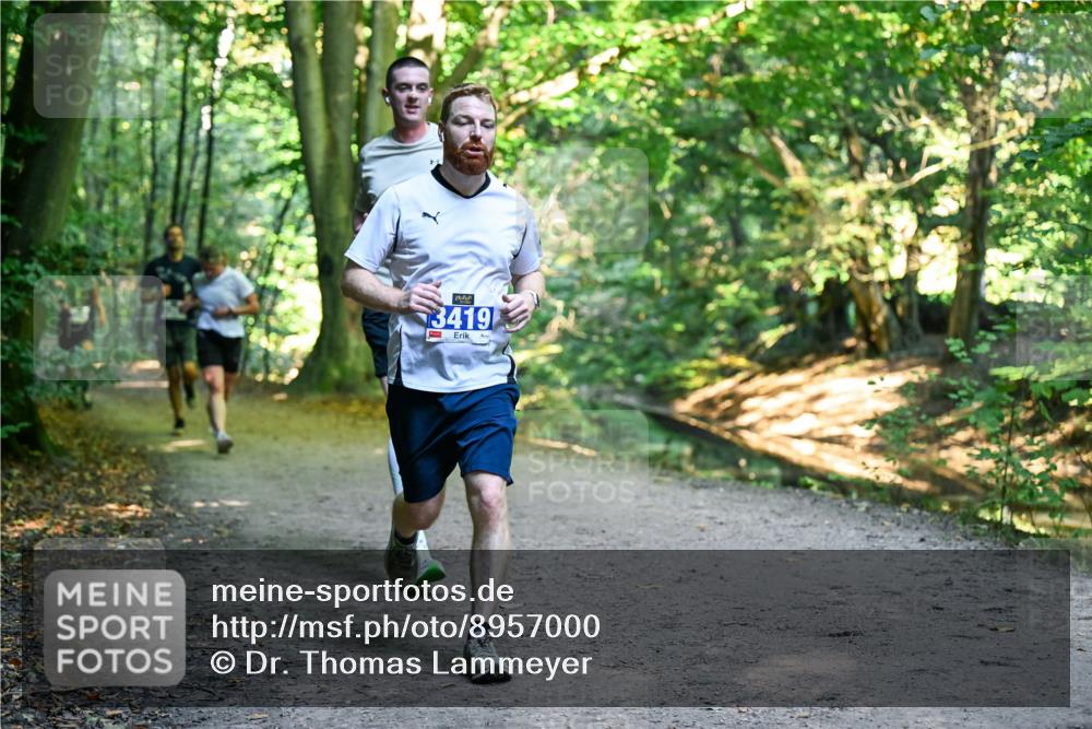 28.09.2025 - 33. Volkslauf durch das schöne Alstertal Dr. Thomas Lammeyer http://msf.ph/oto/8957000 28.09.2025 10:46:42 Laufen 3419 meine-sportfotos.de