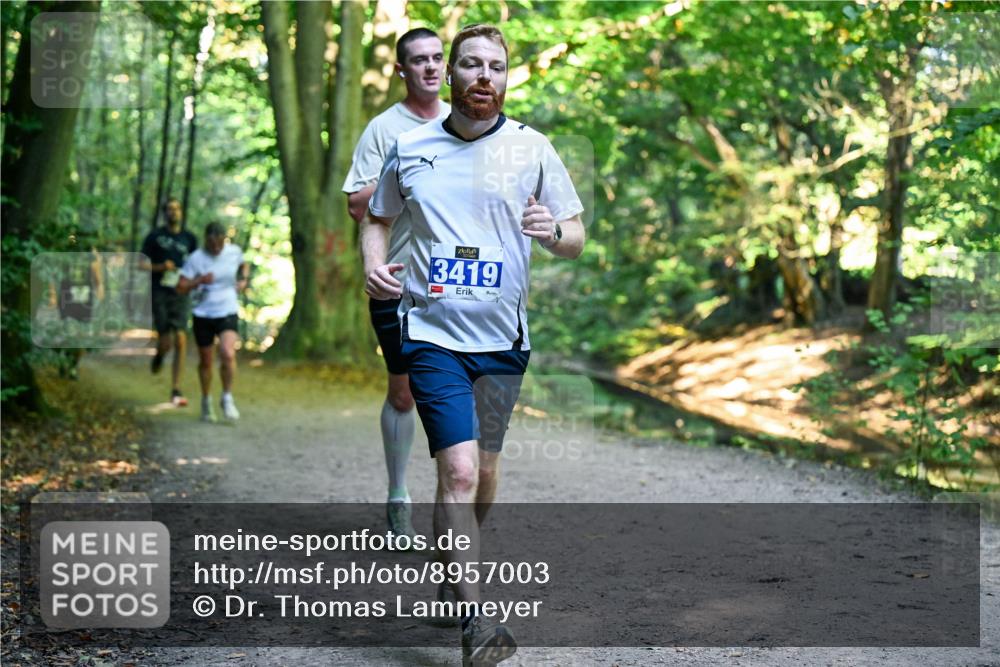 28.09.2025 - 33. Volkslauf durch das schöne Alstertal Dr. Thomas Lammeyer http://msf.ph/oto/8957003 28.09.2025 10:46:42 Laufen 3419 meine-sportfotos.de