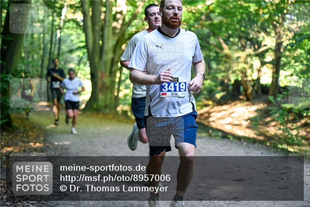 28.09.2025 - 33. Volkslauf durch das schöne Alstertal Dr. Thomas Lammeyer http://msf.ph/oto/8957006 28.09.2025 10:46:42 Laufen 13419 meine-sportfotos.de