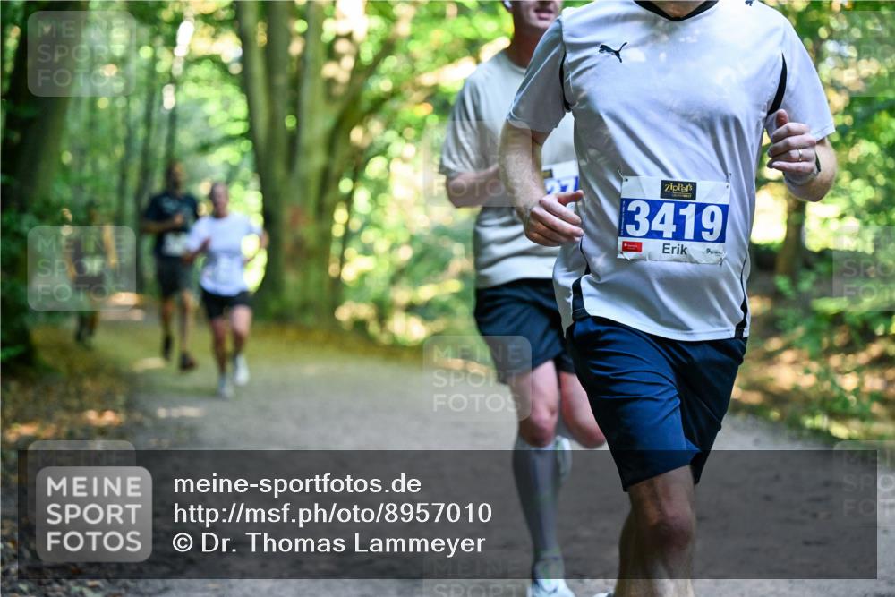 28.09.2025 - 33. Volkslauf durch das schöne Alstertal Dr. Thomas Lammeyer http://msf.ph/oto/8957010 28.09.2025 10:46:43 Laufen 3419 meine-sportfotos.de