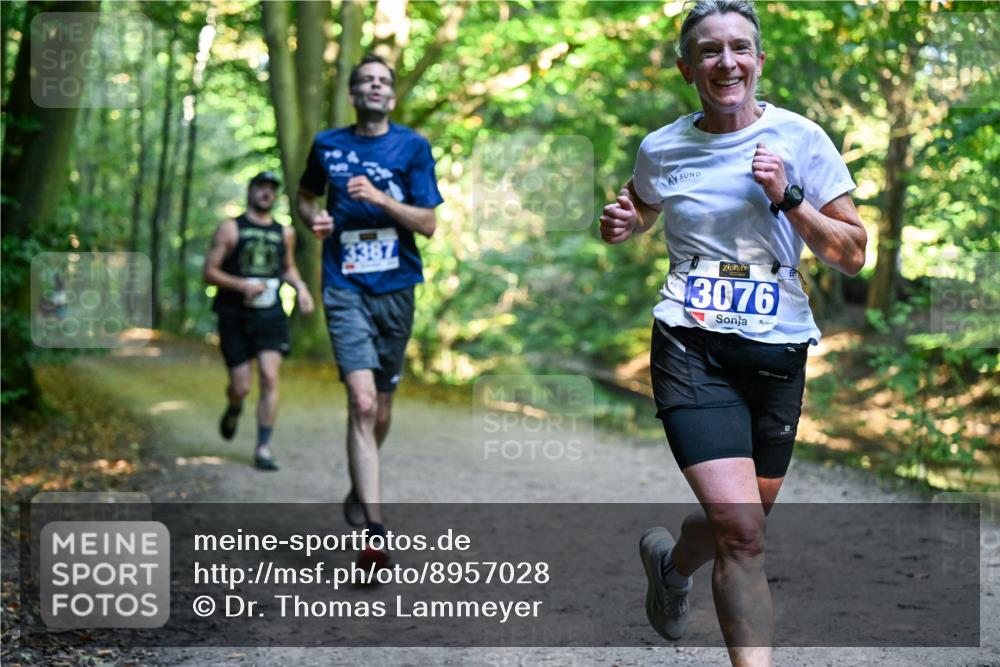28.09.2025 - 33. Volkslauf durch das schöne Alstertal Dr. Thomas Lammeyer http://msf.ph/oto/8957028 28.09.2025 10:46:46 Laufen 3387, 3076 meine-sportfotos.de