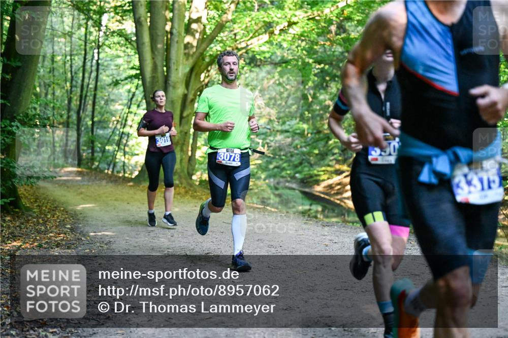 28.09.2025 - 33. Volkslauf durch das schöne Alstertal Dr. Thomas Lammeyer http://msf.ph/oto/8957062 28.09.2025 10:46:54 Laufen 3019, 3078, 30, 3375 meine-sportfotos.de