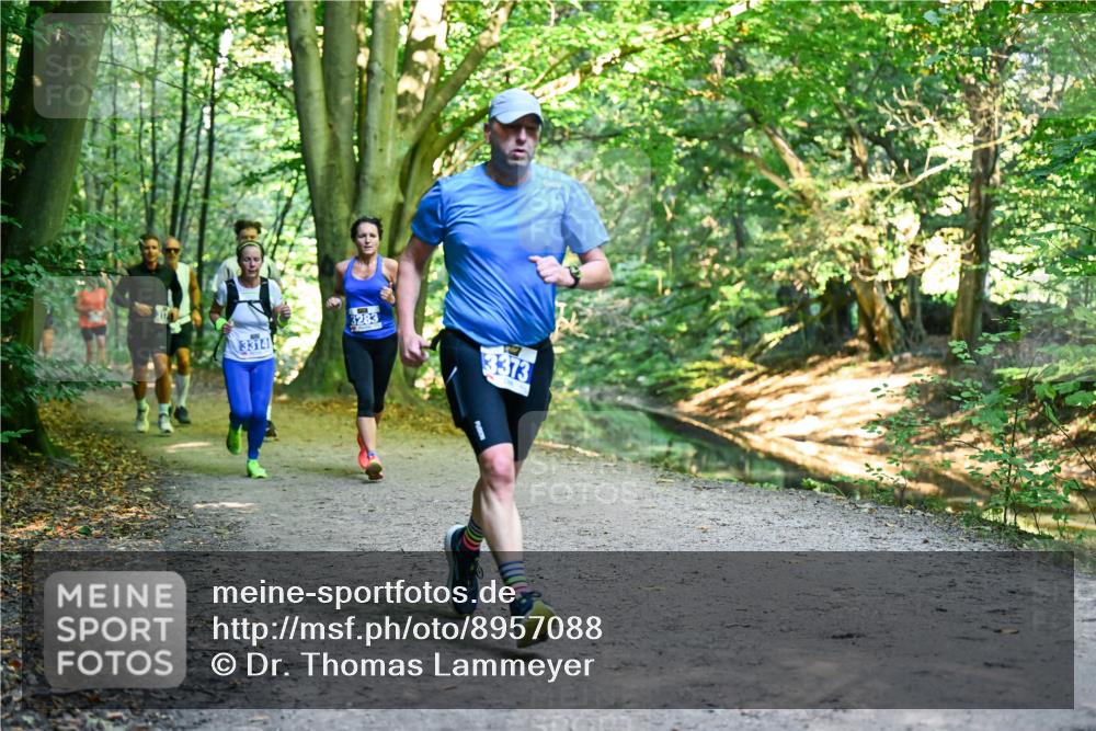 28.09.2025 - 33. Volkslauf durch das schöne Alstertal Dr. Thomas Lammeyer http://msf.ph/oto/8957088 28.09.2025 10:47:05 Laufen 3314, 3283, 3373 meine-sportfotos.de