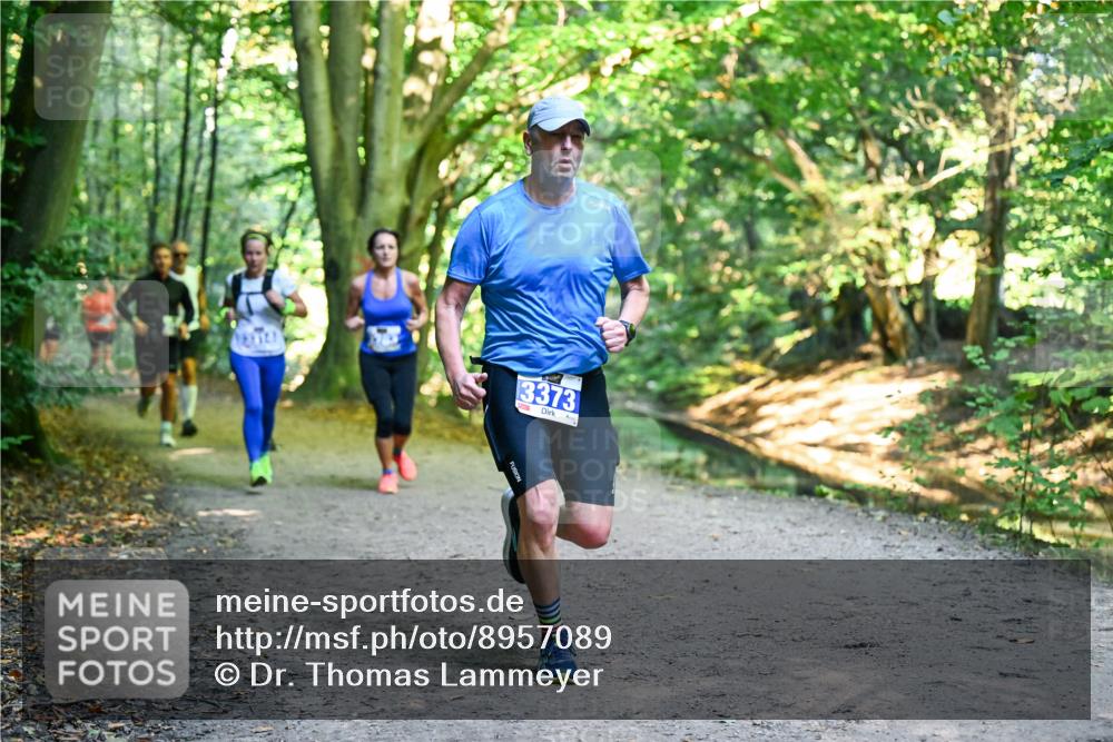 28.09.2025 - 33. Volkslauf durch das schöne Alstertal Dr. Thomas Lammeyer http://msf.ph/oto/8957089 28.09.2025 10:47:05 Laufen 3373 meine-sportfotos.de