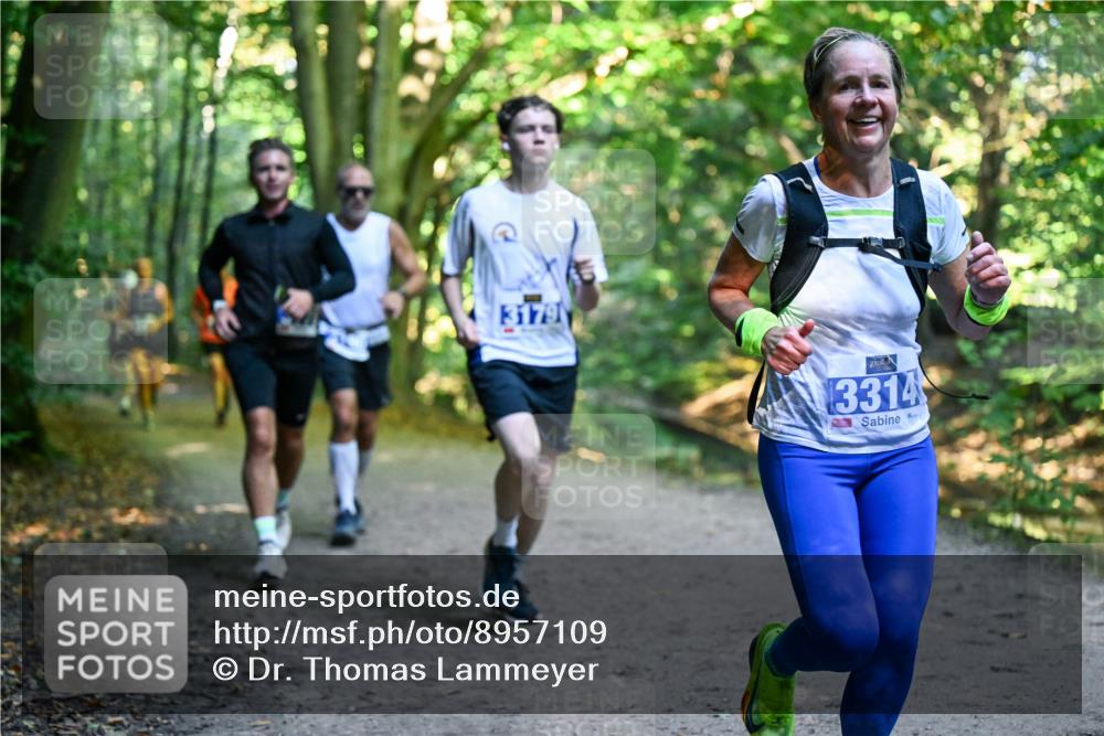 28.09.2025 - 33. Volkslauf durch das schöne Alstertal Dr. Thomas Lammeyer http://msf.ph/oto/8957109 28.09.2025 10:47:08 Laufen 3179, 3314 meine-sportfotos.de