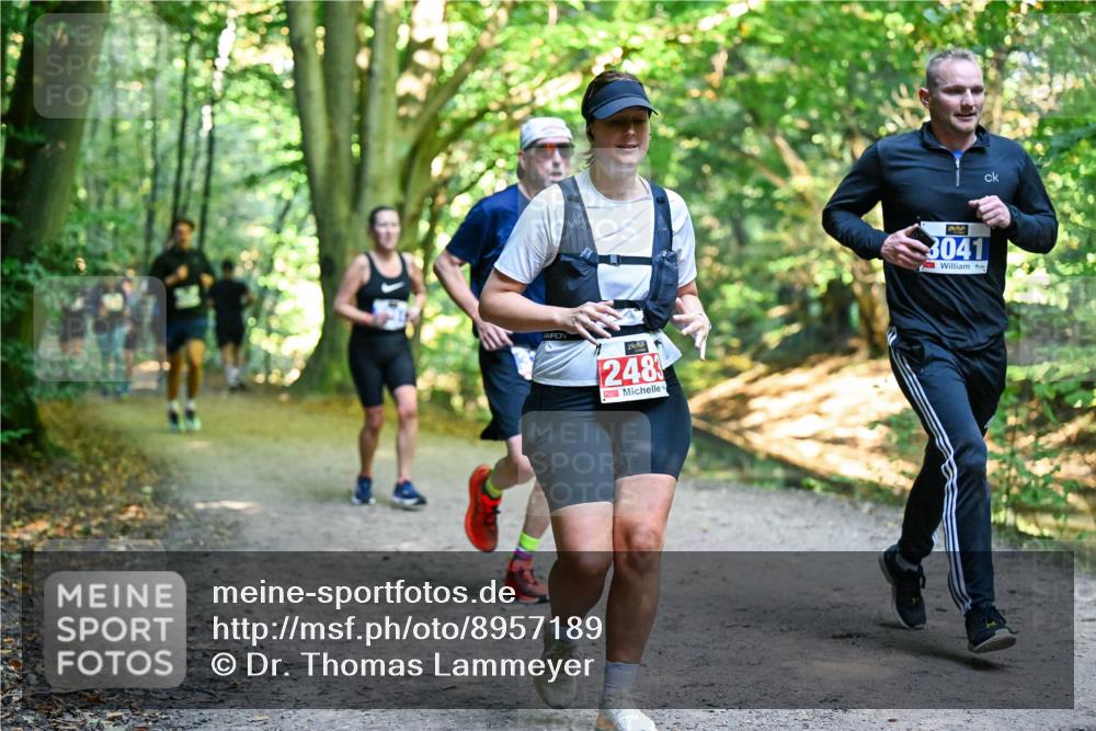 28.09.2025 - 33. Volkslauf durch das schöne Alstertal Dr. Thomas Lammeyer http://msf.ph/oto/8957189 28.09.2025 10:47:28 Laufen 248, 3041 meine-sportfotos.de