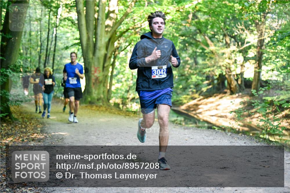 28.09.2025 - 33. Volkslauf durch das schöne Alstertal Dr. Thomas Lammeyer http://msf.ph/oto/8957208 28.09.2025 10:47:32 Laufen 13042 meine-sportfotos.de