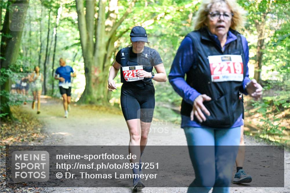 28.09.2025 - 33. Volkslauf durch das schöne Alstertal Dr. Thomas Lammeyer http://msf.ph/oto/8957251 28.09.2025 10:47:39 Laufen 221, 2219 meine-sportfotos.de