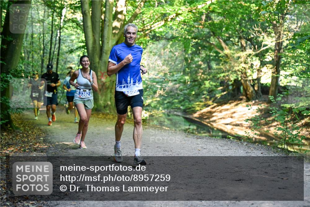 28.09.2025 - 33. Volkslauf durch das schöne Alstertal Dr. Thomas Lammeyer http://msf.ph/oto/8957259 28.09.2025 10:47:42 Laufen 3382, 5500 meine-sportfotos.de
