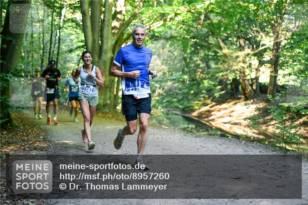 28.09.2025 - 33. Volkslauf durch das schöne Alstertal Dr. Thomas Lammeyer http://msf.ph/oto/8957260 28.09.2025 10:47:42 Laufen 3382 meine-sportfotos.de