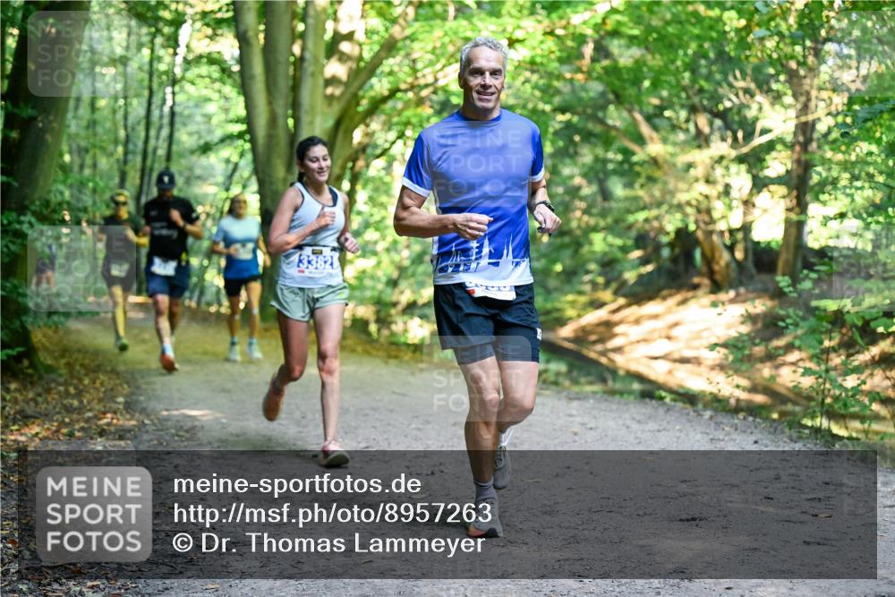 28.09.2025 - 33. Volkslauf durch das schöne Alstertal Dr. Thomas Lammeyer http://msf.ph/oto/8957263 28.09.2025 10:47:43 Laufen 13382 meine-sportfotos.de
