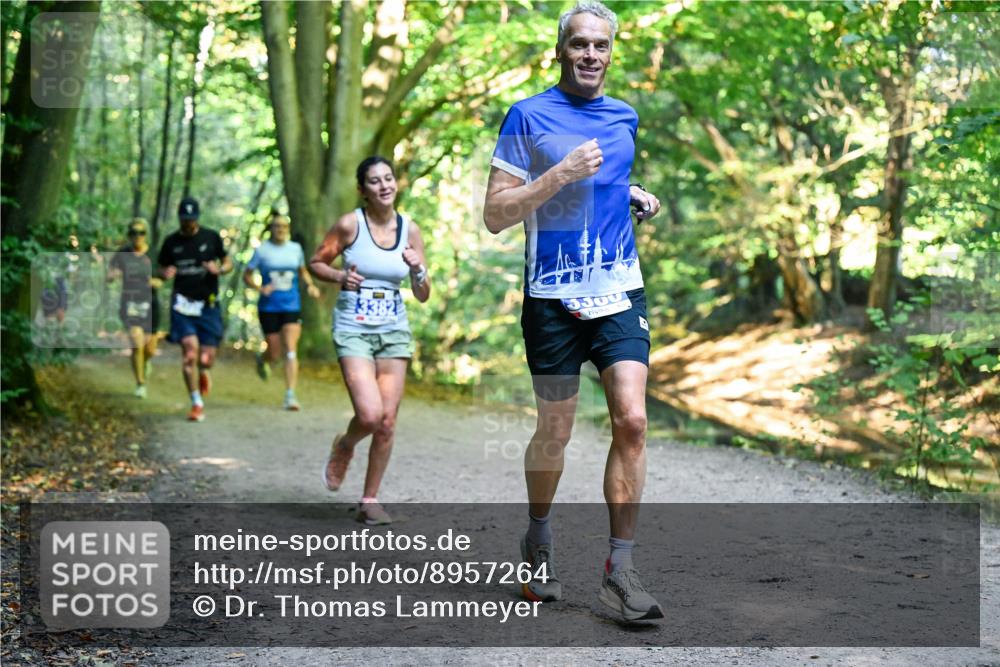28.09.2025 - 33. Volkslauf durch das schöne Alstertal Dr. Thomas Lammeyer http://msf.ph/oto/8957264 28.09.2025 10:47:43 Laufen 3382, 5500 meine-sportfotos.de