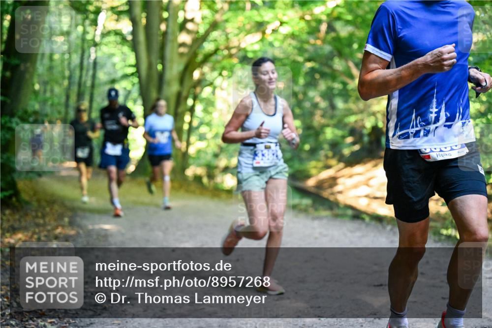 28.09.2025 - 33. Volkslauf durch das schöne Alstertal Dr. Thomas Lammeyer http://msf.ph/oto/8957268 28.09.2025 10:47:43 Laufen  meine-sportfotos.de