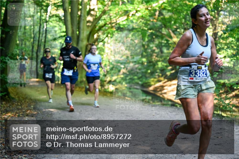 28.09.2025 - 33. Volkslauf durch das schöne Alstertal Dr. Thomas Lammeyer http://msf.ph/oto/8957272 28.09.2025 10:47:44 Laufen 784, 3382 meine-sportfotos.de