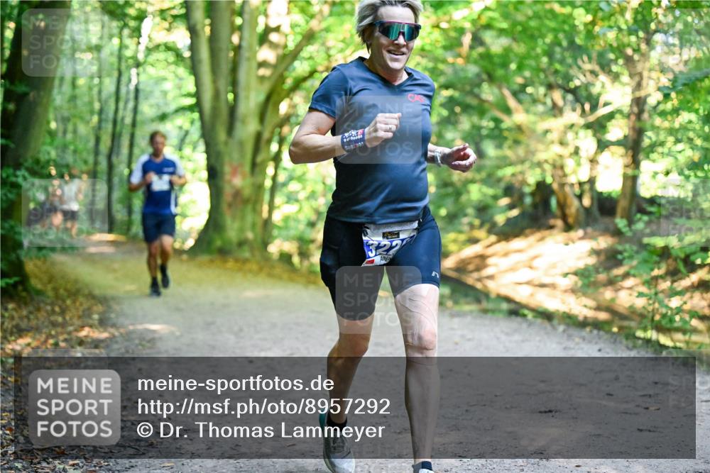 28.09.2025 - 33. Volkslauf durch das schöne Alstertal Dr. Thomas Lammeyer http://msf.ph/oto/8957292 28.09.2025 10:47:47 Laufen  meine-sportfotos.de