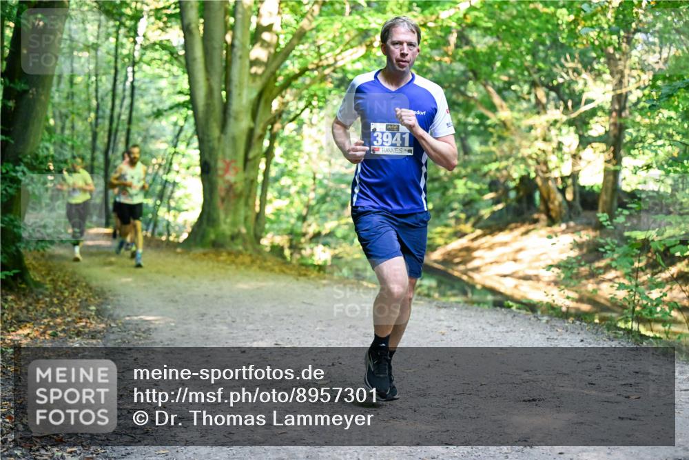28.09.2025 - 33. Volkslauf durch das schöne Alstertal Dr. Thomas Lammeyer http://msf.ph/oto/8957301 28.09.2025 10:47:50 Laufen 3941 meine-sportfotos.de