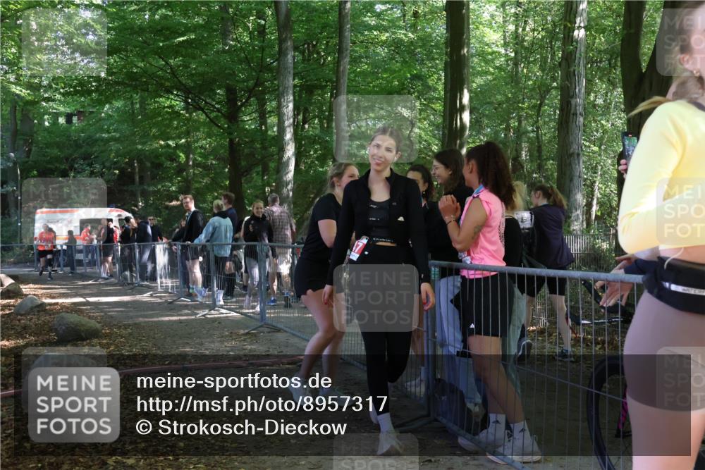 28.09.2025 - 33. Volkslauf durch das schöne Alstertal Strokosch-Dieckow http://msf.ph/oto/8957317 28.09.2025 13:02:21 Ziel 2278 meine-sportfotos.de