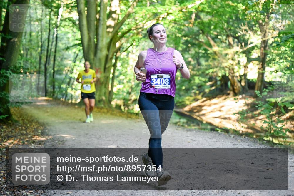 28.09.2025 - 33. Volkslauf durch das schöne Alstertal Dr. Thomas Lammeyer http://msf.ph/oto/8957354 28.09.2025 10:48:04 Laufen 3408 meine-sportfotos.de
