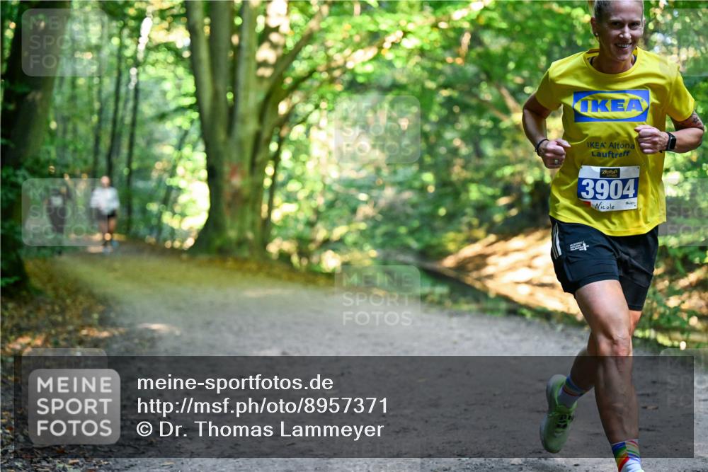28.09.2025 - 33. Volkslauf durch das schöne Alstertal Dr. Thomas Lammeyer http://msf.ph/oto/8957371 28.09.2025 10:48:08 Laufen 3904 meine-sportfotos.de