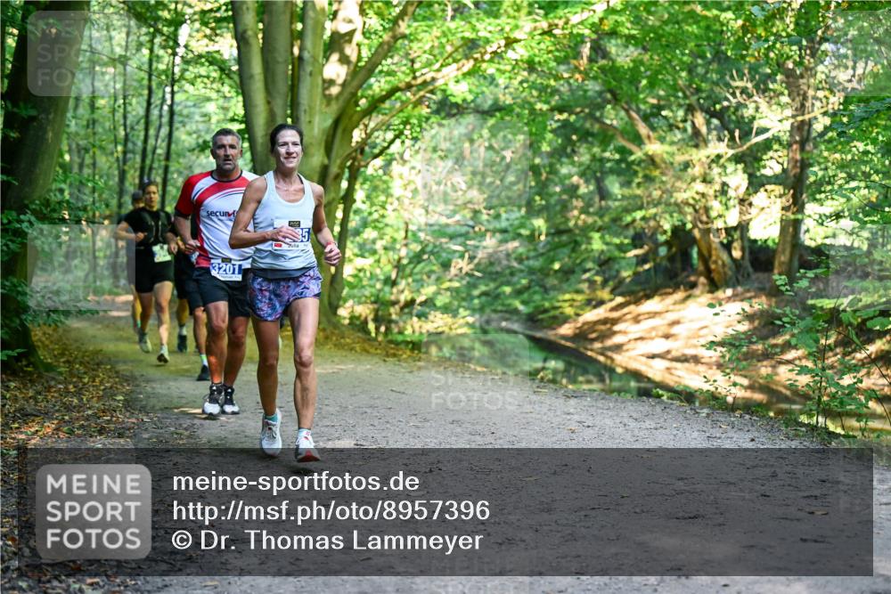 28.09.2025 - 33. Volkslauf durch das schöne Alstertal Dr. Thomas Lammeyer http://msf.ph/oto/8957396 28.09.2025 10:48:16 Laufen 3201 meine-sportfotos.de