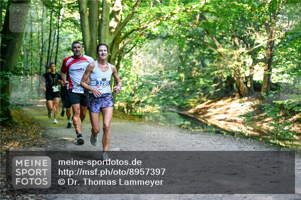 28.09.2025 - 33. Volkslauf durch das schöne Alstertal Dr. Thomas Lammeyer http://msf.ph/oto/8957397 28.09.2025 10:48:16 Laufen 3201, 3285 meine-sportfotos.de