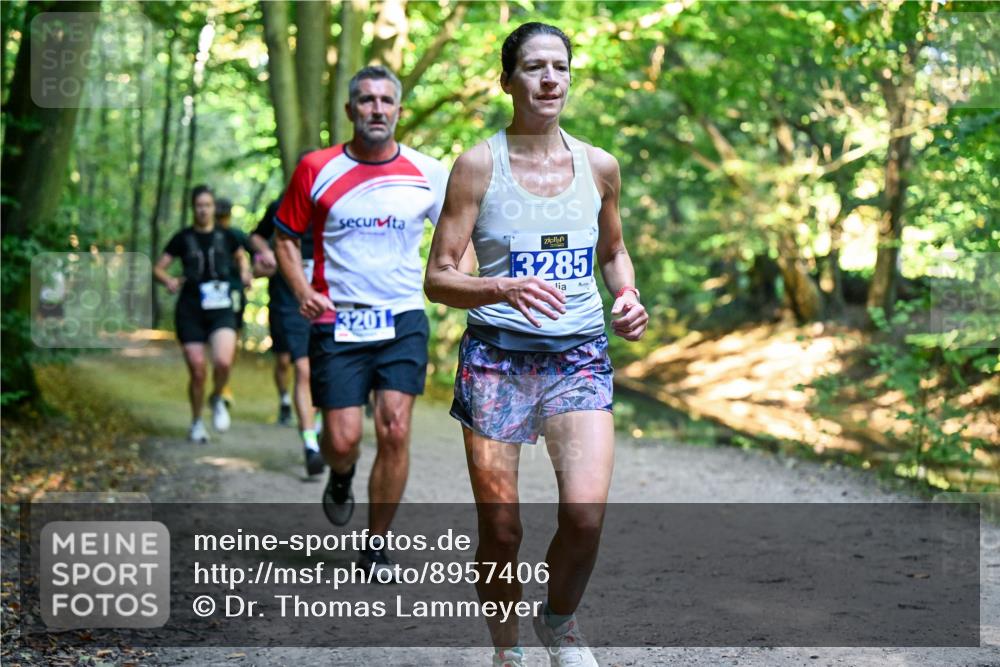 28.09.2025 - 33. Volkslauf durch das schöne Alstertal Dr. Thomas Lammeyer http://msf.ph/oto/8957406 28.09.2025 10:48:17 Laufen 3201, 13285 meine-sportfotos.de