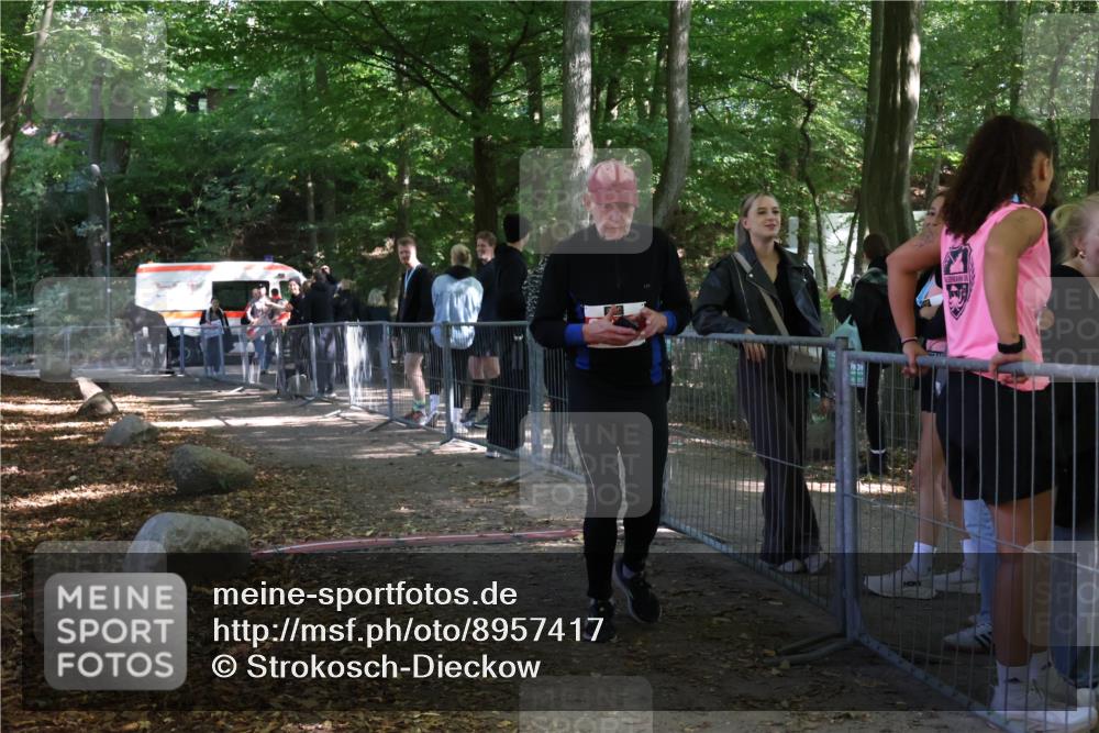 28.09.2025 - 33. Volkslauf durch das schöne Alstertal Strokosch-Dieckow http://msf.ph/oto/8957417 28.09.2025 13:03:05 Ziel 2091 meine-sportfotos.de