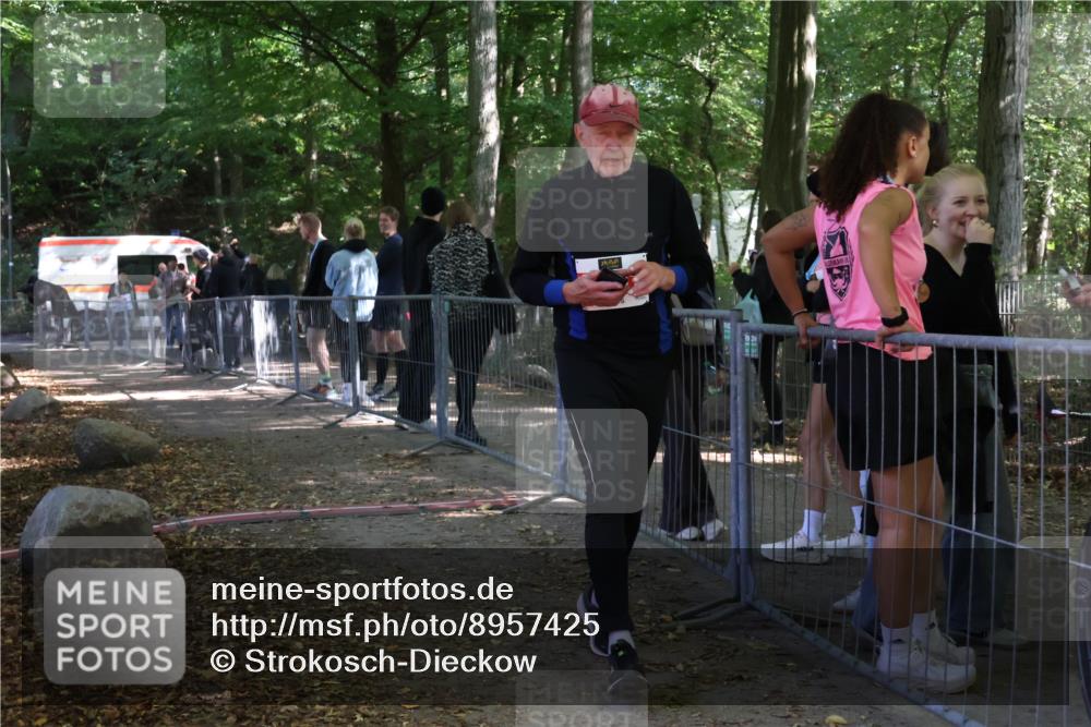 28.09.2025 - 33. Volkslauf durch das schöne Alstertal Strokosch-Dieckow http://msf.ph/oto/8957425 28.09.2025 13:03:05 Ziel 2091 meine-sportfotos.de