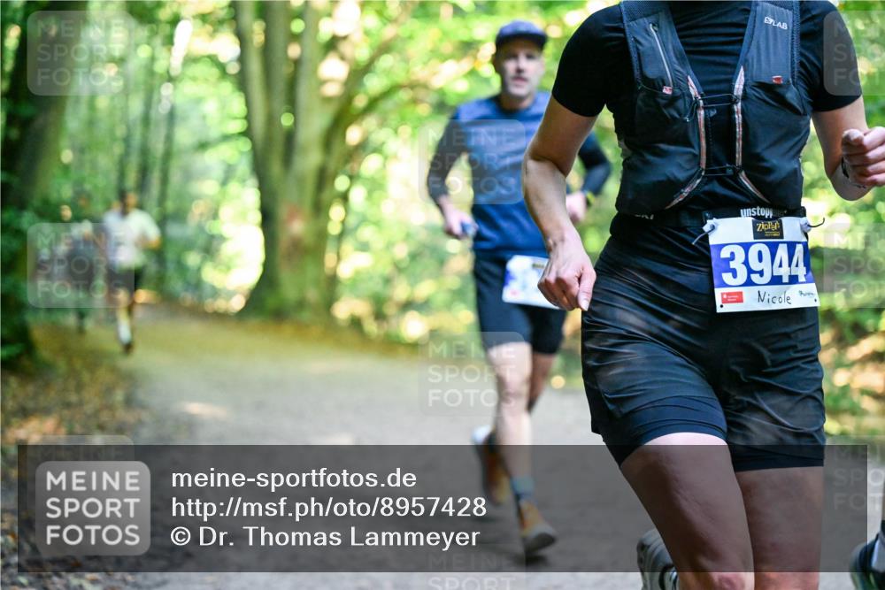 28.09.2025 - 33. Volkslauf durch das schöne Alstertal Dr. Thomas Lammeyer http://msf.ph/oto/8957428 28.09.2025 10:48:21 Laufen 3944 meine-sportfotos.de