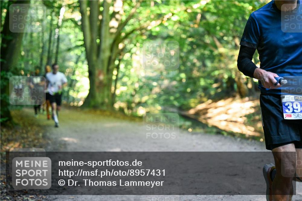 28.09.2025 - 33. Volkslauf durch das schöne Alstertal Dr. Thomas Lammeyer http://msf.ph/oto/8957431 28.09.2025 10:48:22 Laufen 39 meine-sportfotos.de