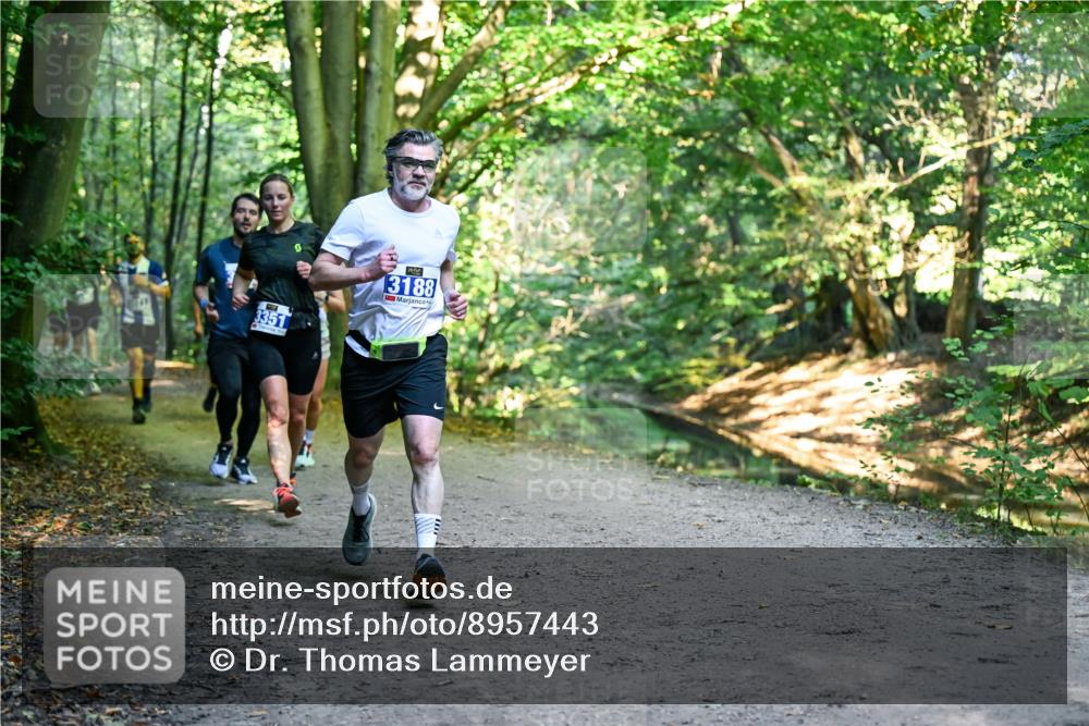 28.09.2025 - 33. Volkslauf durch das schöne Alstertal Dr. Thomas Lammeyer http://msf.ph/oto/8957443 28.09.2025 10:48:24 Laufen 3351, 3188 meine-sportfotos.de