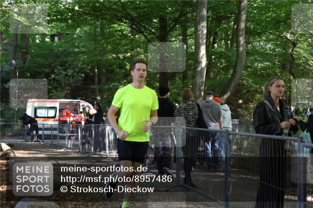28.09.2025 - 33. Volkslauf durch das schöne Alstertal Strokosch-Dieckow http://msf.ph/oto/8957486 28.09.2025 13:03:19 Ziel  meine-sportfotos.de
