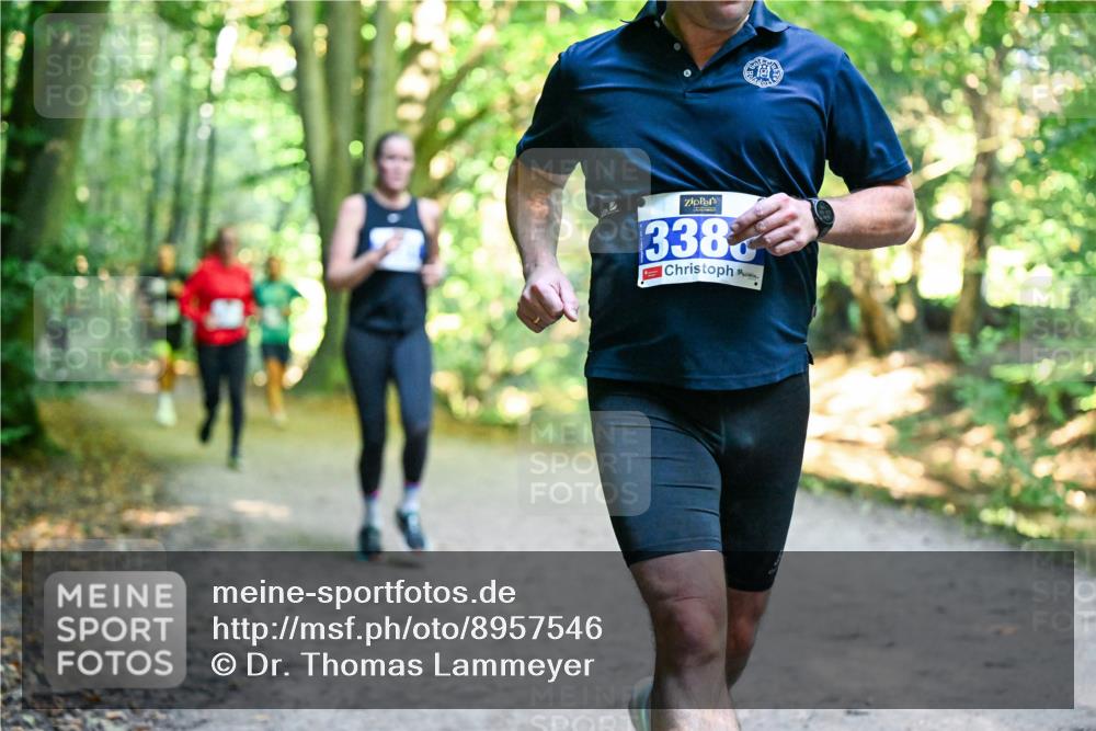 28.09.2025 - 33. Volkslauf durch das schöne Alstertal Dr. Thomas Lammeyer http://msf.ph/oto/8957546 28.09.2025 10:48:40 Laufen 338 meine-sportfotos.de