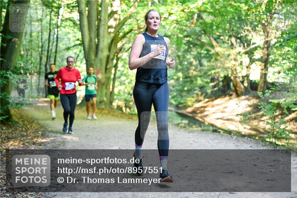 28.09.2025 - 33. Volkslauf durch das schöne Alstertal Dr. Thomas Lammeyer http://msf.ph/oto/8957551 28.09.2025 10:48:41 Laufen  meine-sportfotos.de