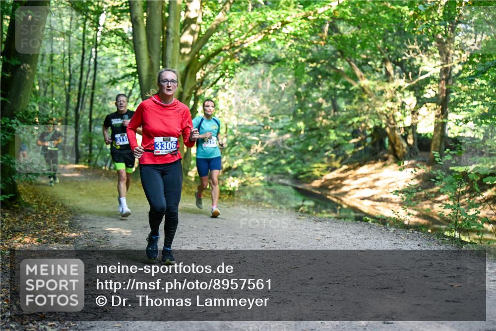 28.09.2025 - 33. Volkslauf durch das schöne Alstertal Dr. Thomas Lammeyer http://msf.ph/oto/8957561 28.09.2025 10:48:42 Laufen 3306 meine-sportfotos.de
